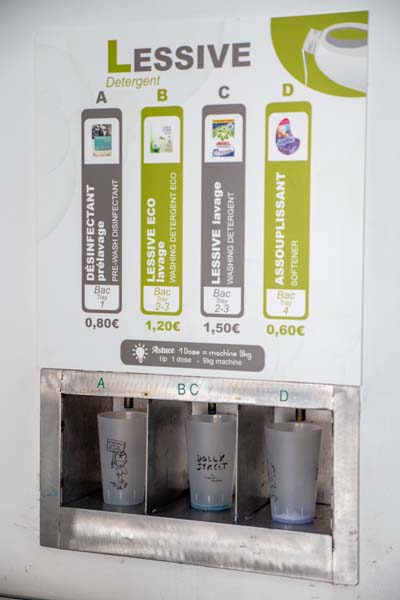 Laver son linge en libre-service Grasse